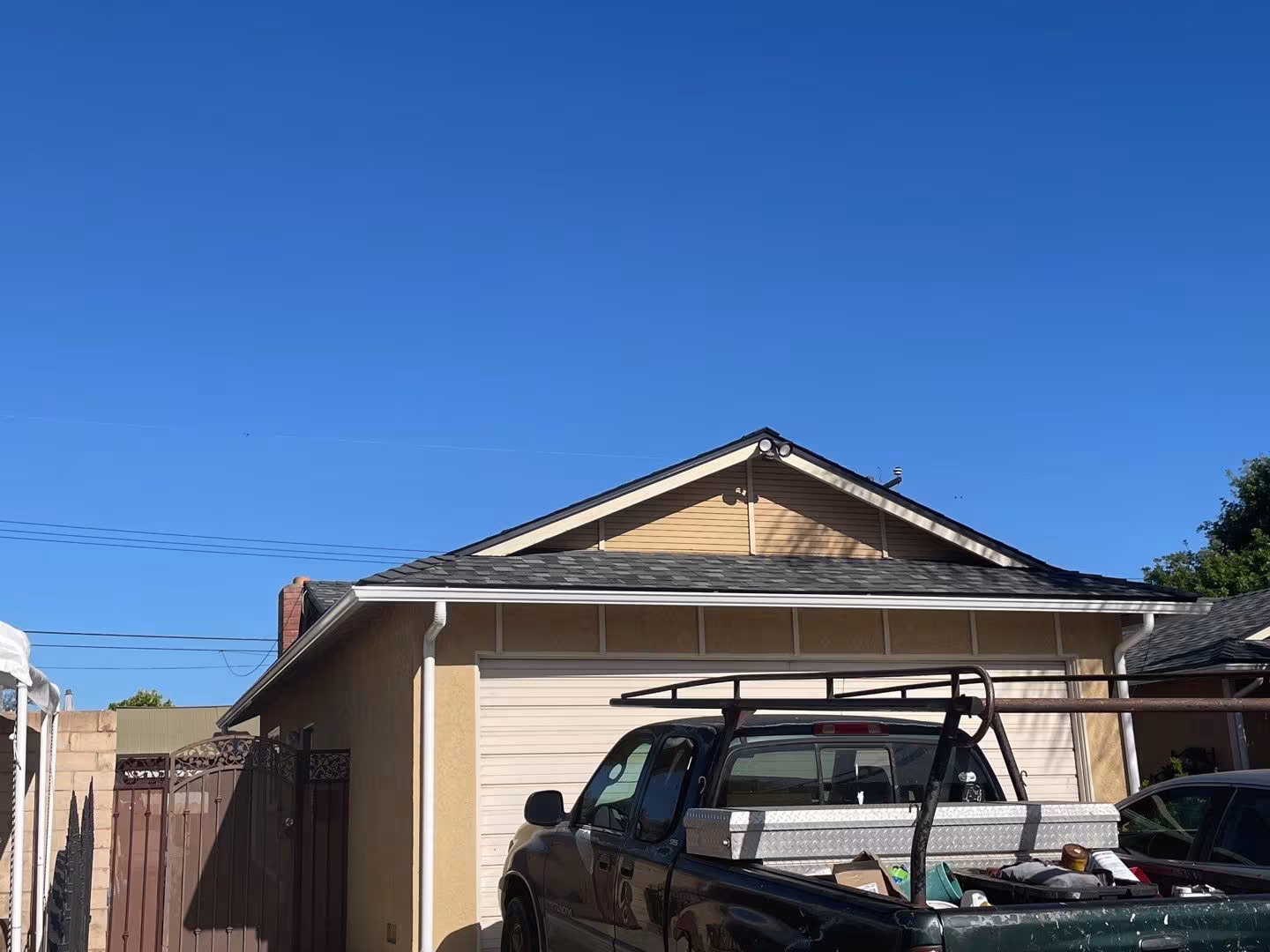 A&M Roofing and Gutters Roofing Santa Barbara CA certified-crew