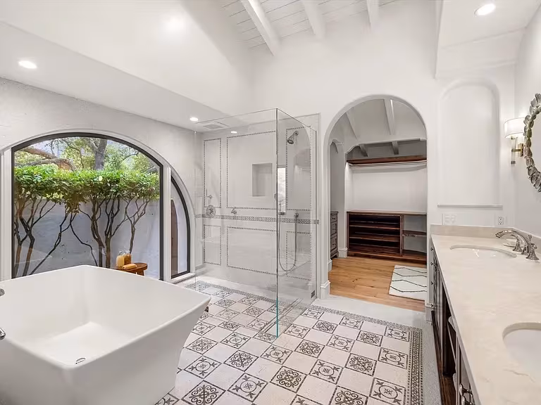 Santa Barbara General Remodeling Ashton Built Construction CA built-in