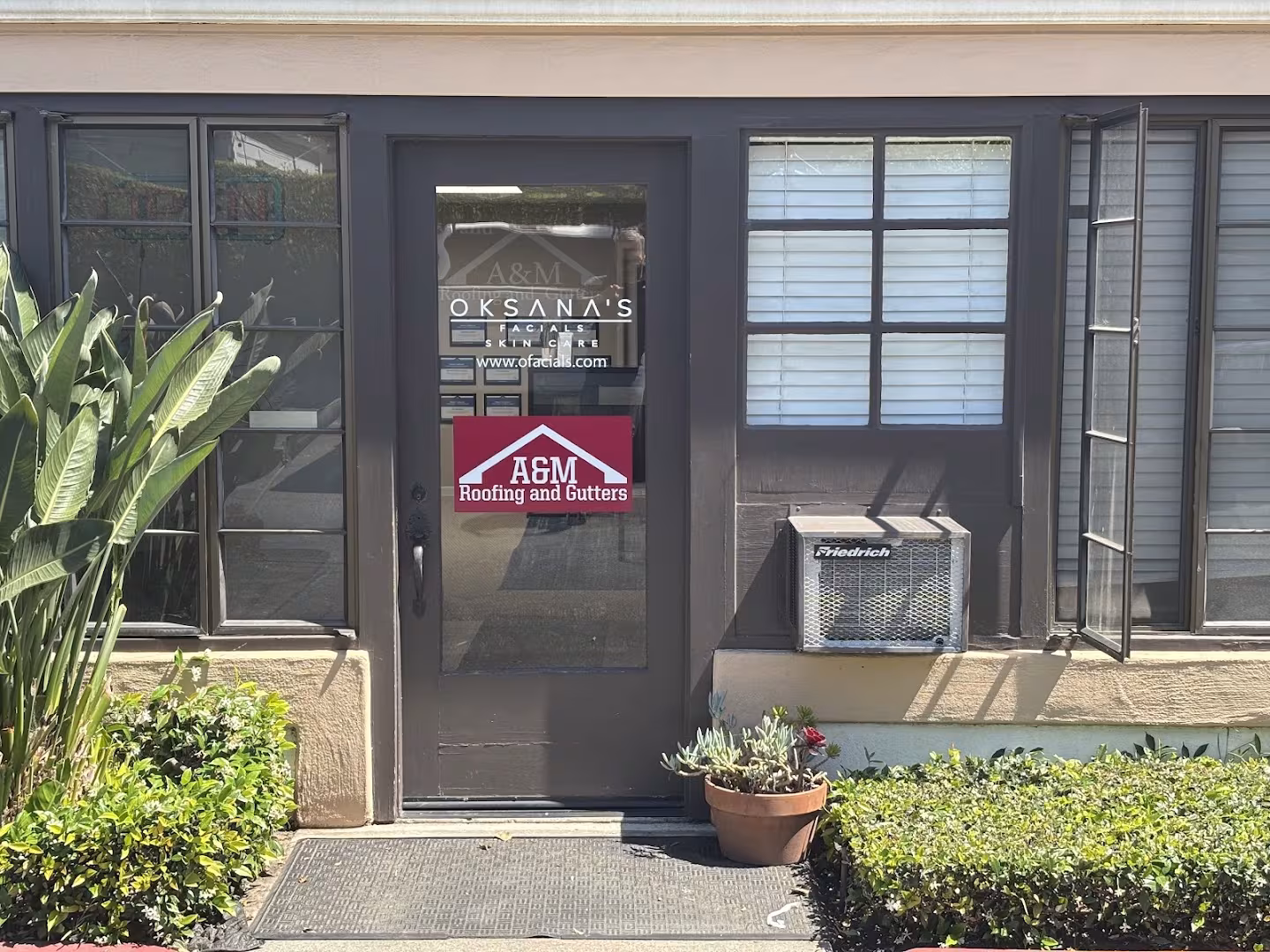 A&M Roofing and Gutters Roofing Santa Barbara CA manufacturer
