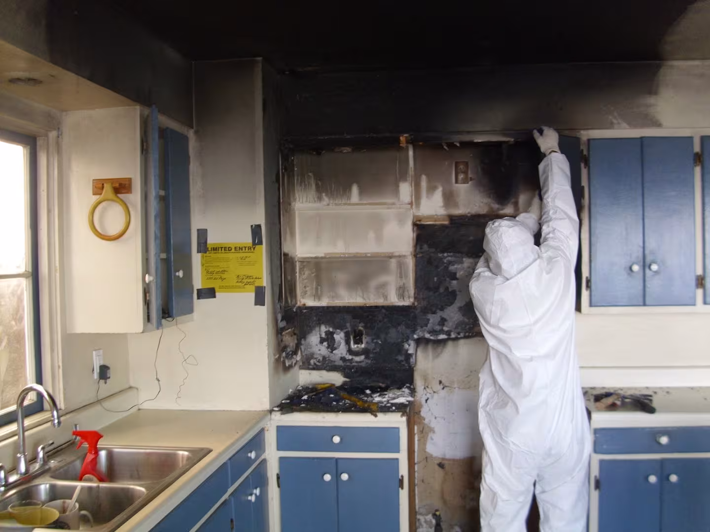 CA Santa Barbara Pearl Bay Corp Water Damage Restoration commercial-restore