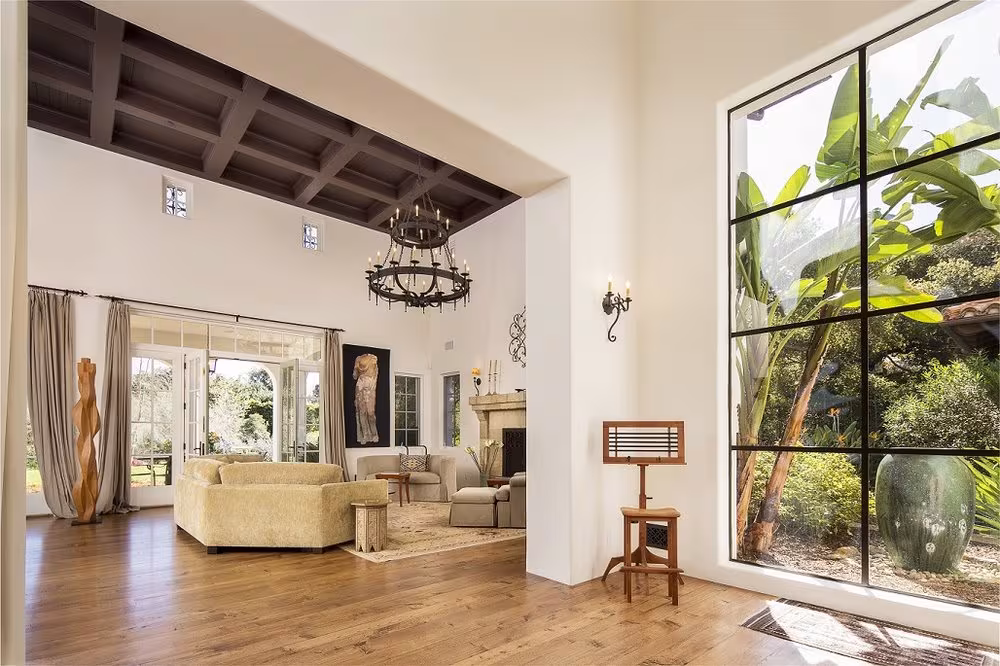 CB Paint & Decor, Inc. Painting Santa Barbara CA elastomeric