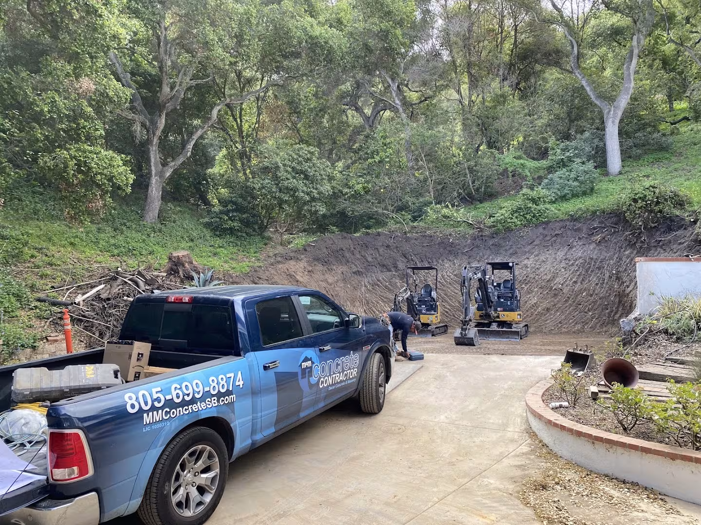 Concrete & Patios Santa Barbara M&M Concrete Contractor CA commercial-flat