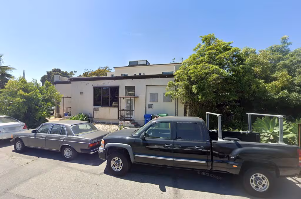 Chapala Property Santa Barbara CA Handyman gate-adjust