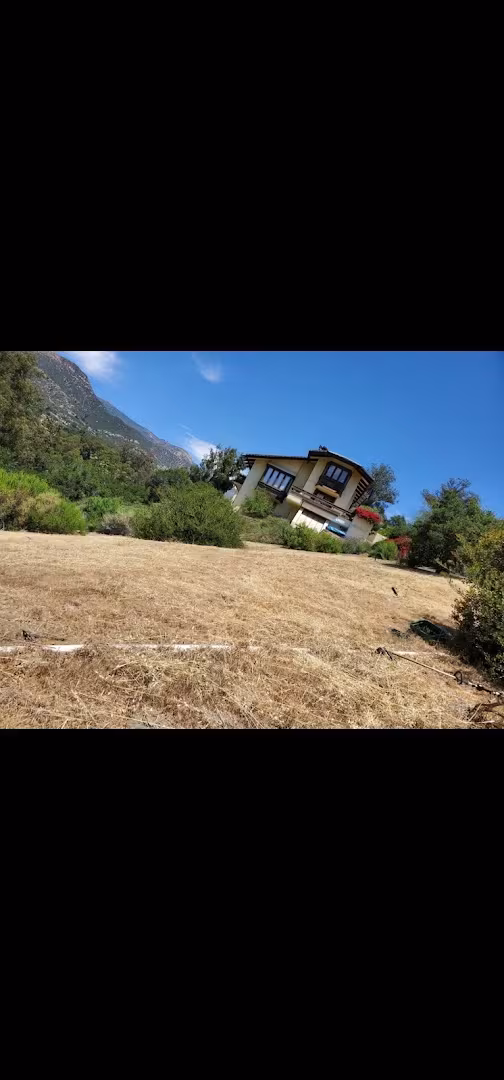 Hernandez Landscaping Services Landscaping & Lawn Care CA Santa Barbara plastic-edging