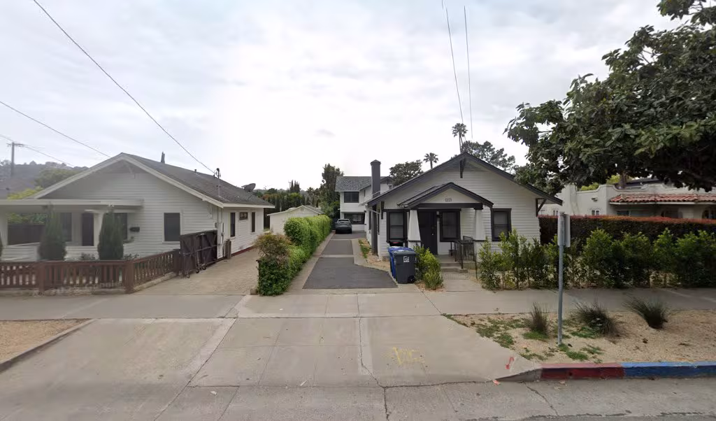 Santa Barbara Murdoch's Tree Care & Firewood Tree Service CA line-clearance