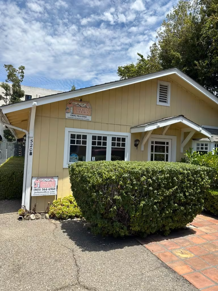 Santa Barbara CA Jack 'N Tool Box Garage Doors safety-eye