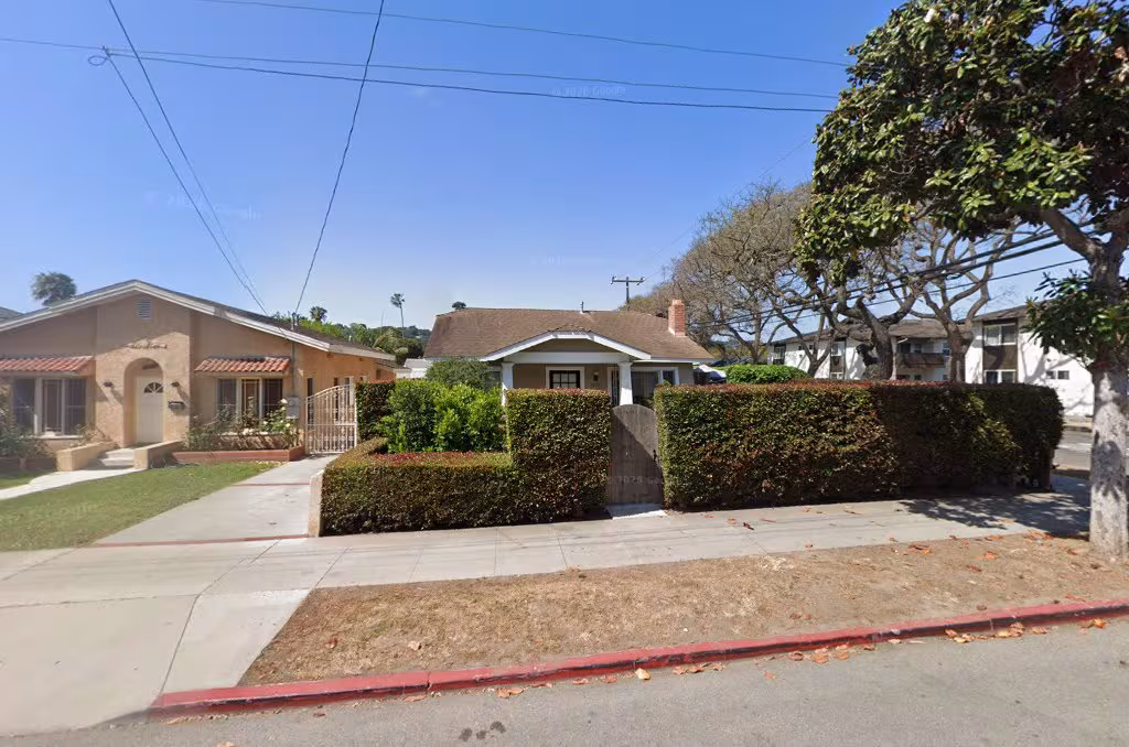 Bella Vista Landscapes Santa Barbara CA Tree Service cavity