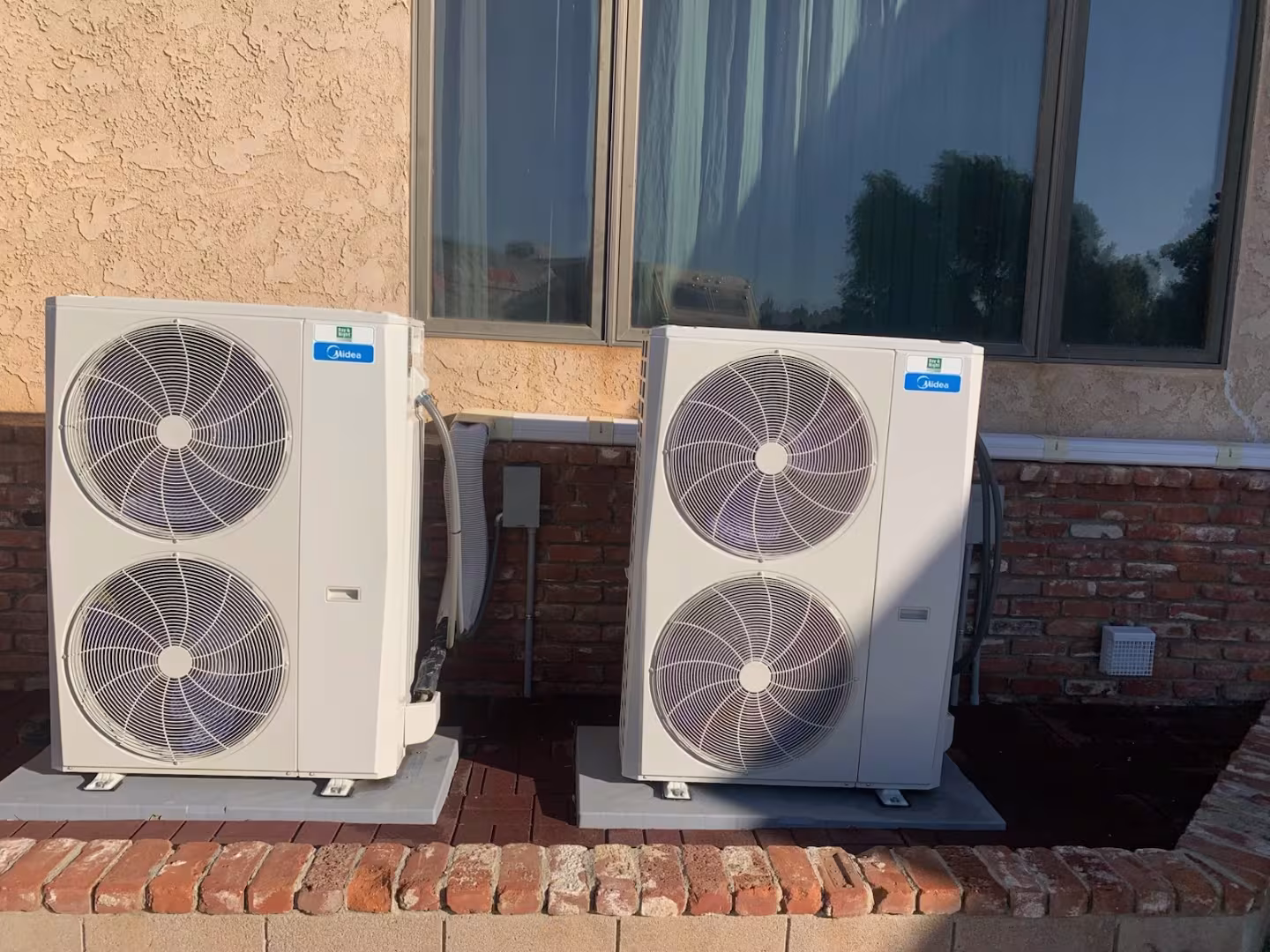 Santa Barbara Insulation & Energy Efficiency Econo West Heating & Air SB CA kneewall