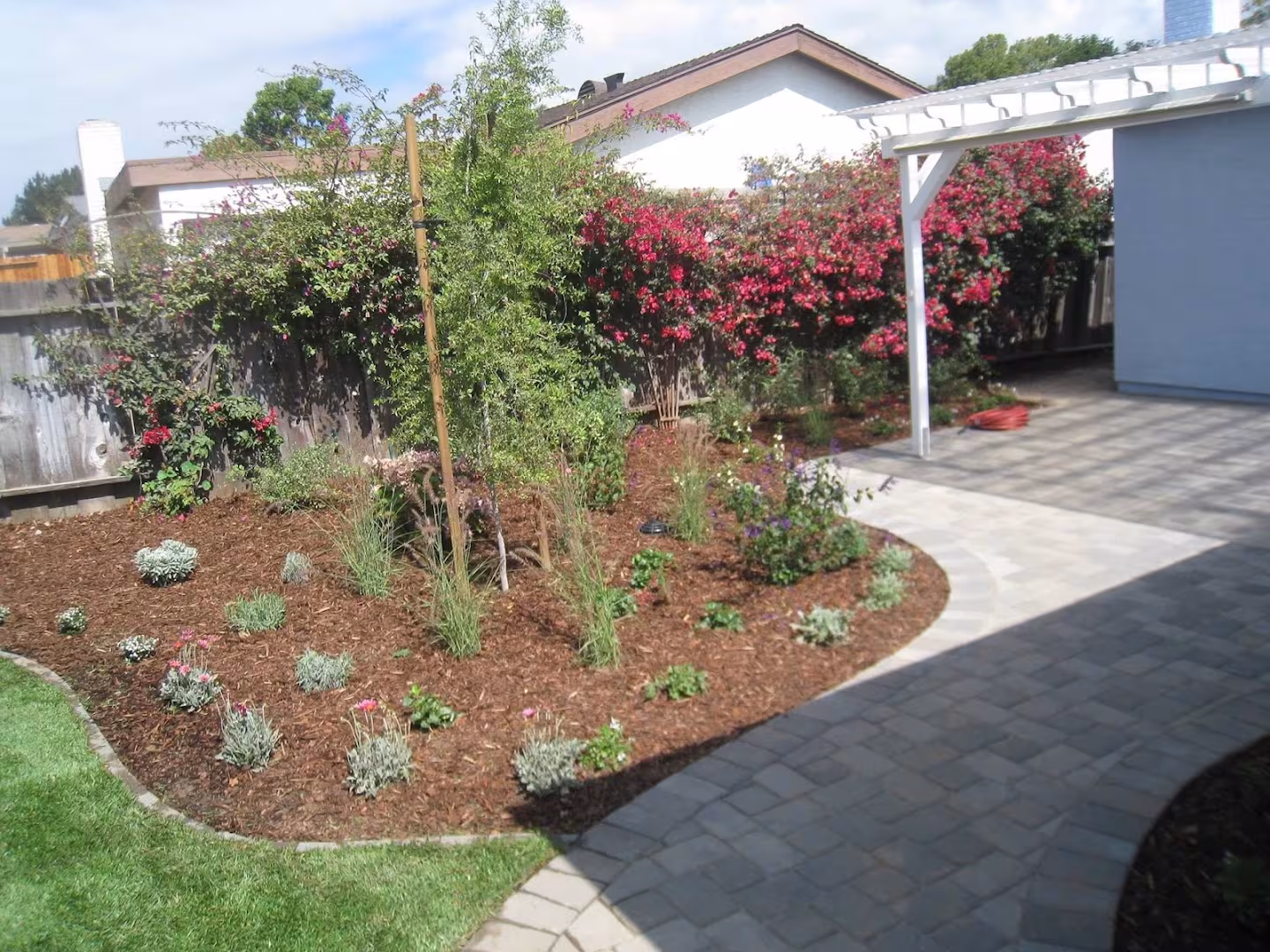 Santa Barbara Landscaping & Lawn Care Down To Earth Landscapes, Inc. CA blow-hard