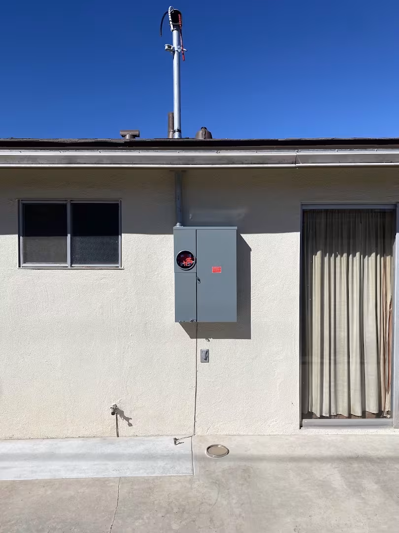 Steven Gratigny Electric Electrical Santa Barbara CA smart-switch