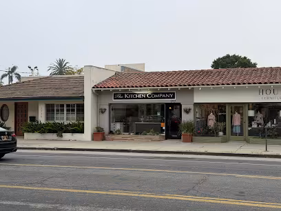 CA Santa Barbara The Kitchen Co Kitchen Remodeling peninsula